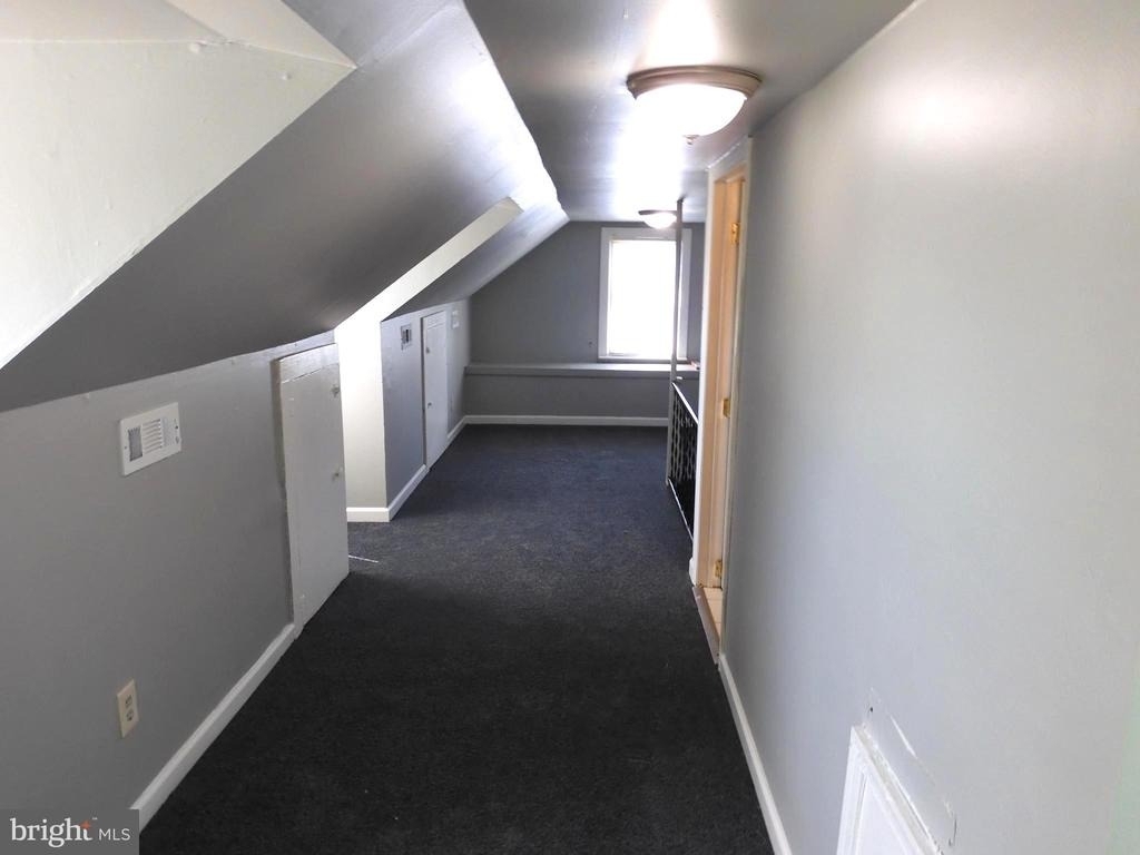 8220 Cornwall Road - Photo 10