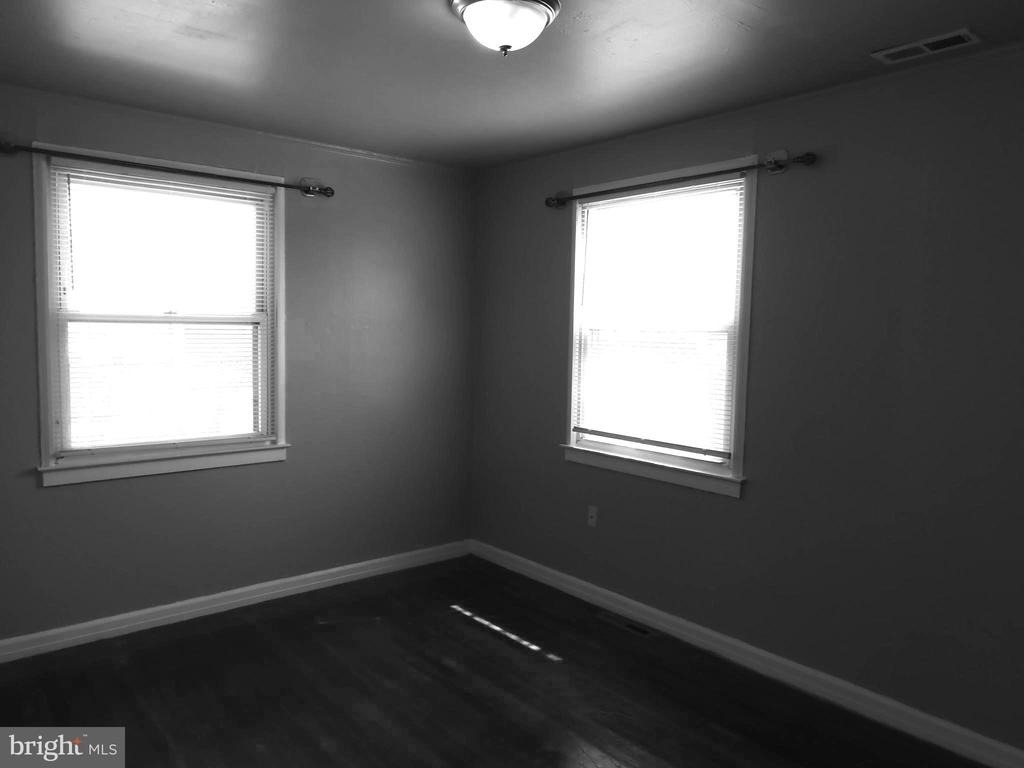 8220 Cornwall Road - Photo 15