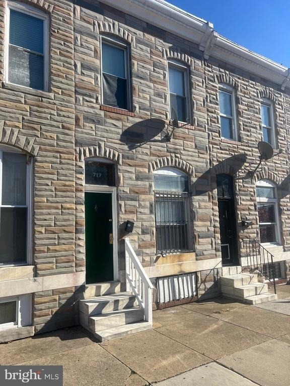 717 N Luzerne Avenue - Photo 11