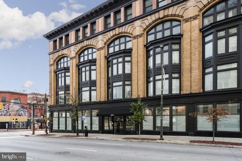 301 W Franklin Street - Photo 8