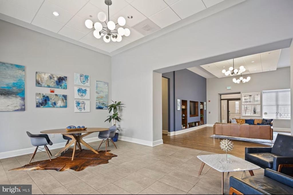 301 W Franklin Street - Photo 6