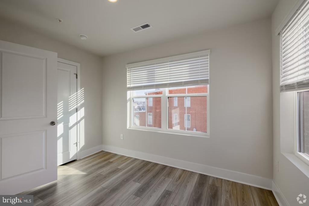 1801 Guilford Avenue - Photo 11