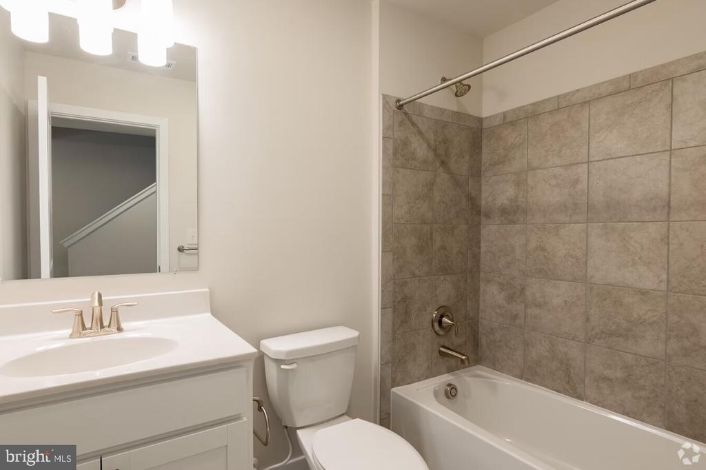 1801 Guilford Avenue - Photo 13