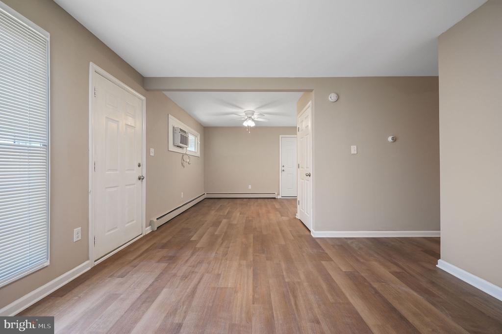 814 New Castle Avenue - Photo 3