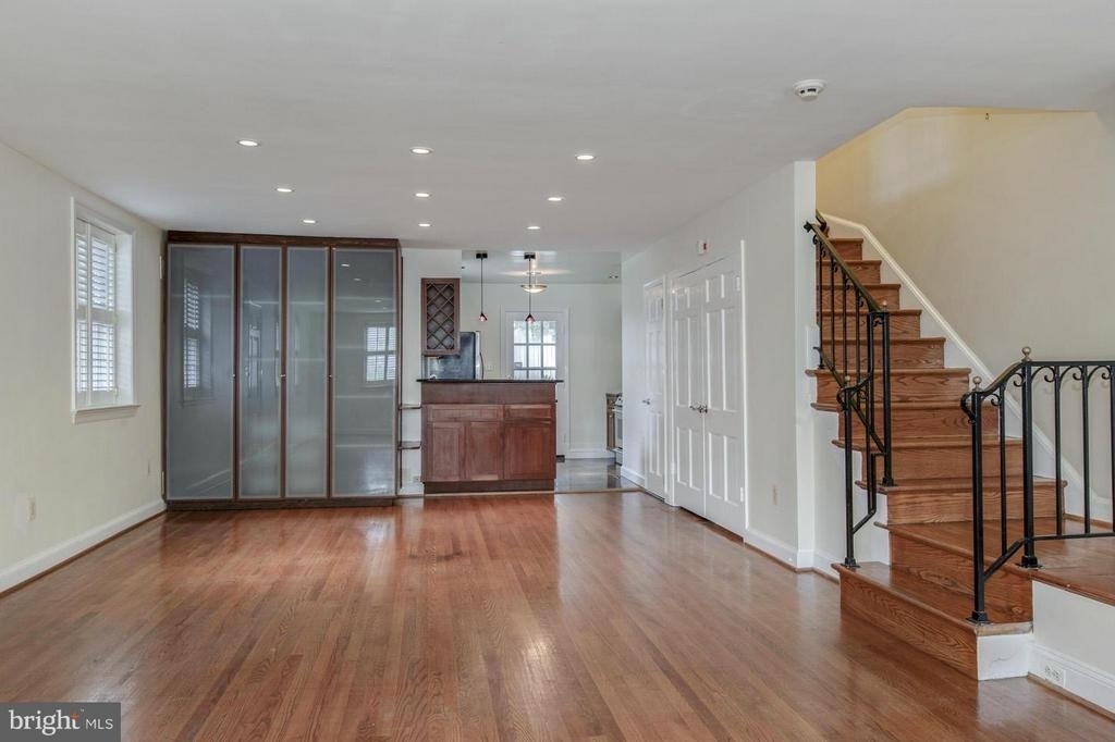 1401 35th Street Nw - Photo 22