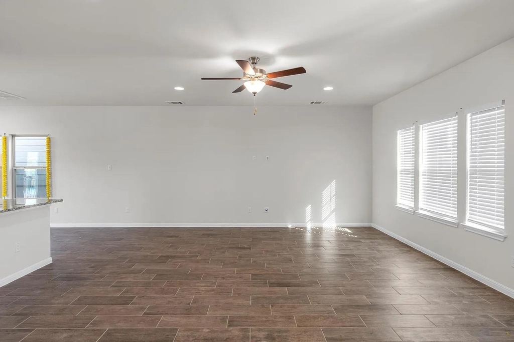 1725 Lakota Ln - Photo 10