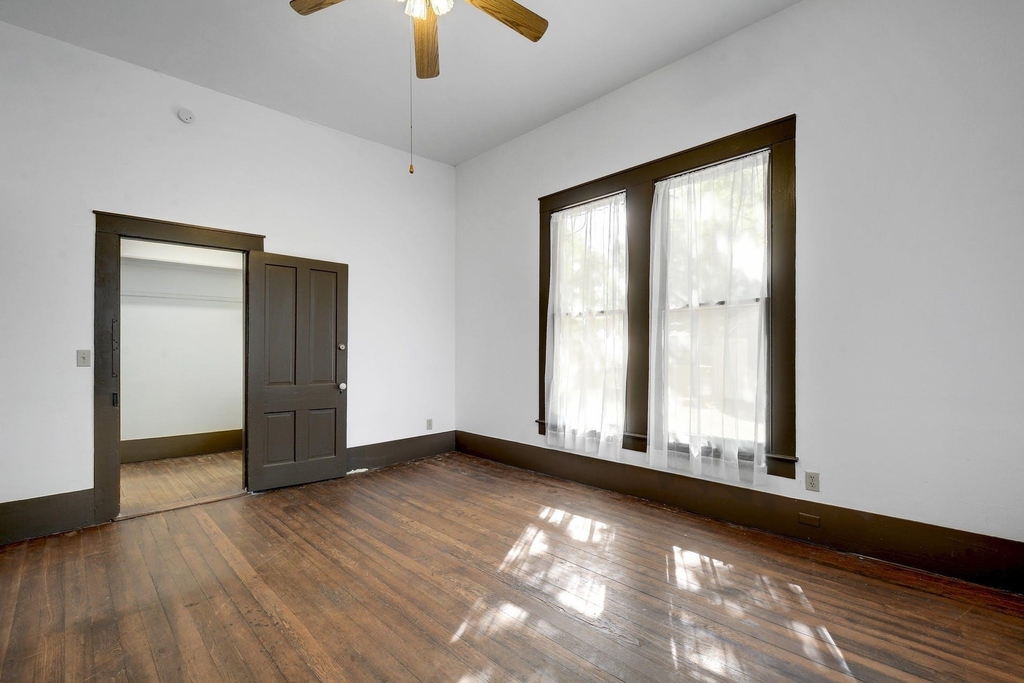 304 Olive St - Photo 20