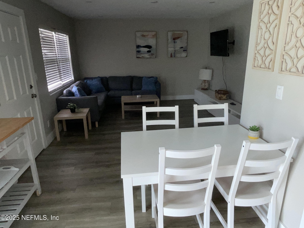 318 Arricola Avenue - Photo 23