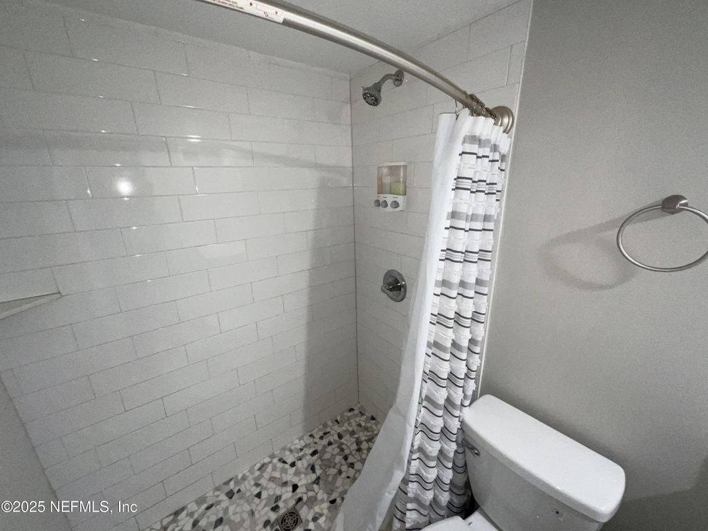 318 Arricola Avenue - Photo 39