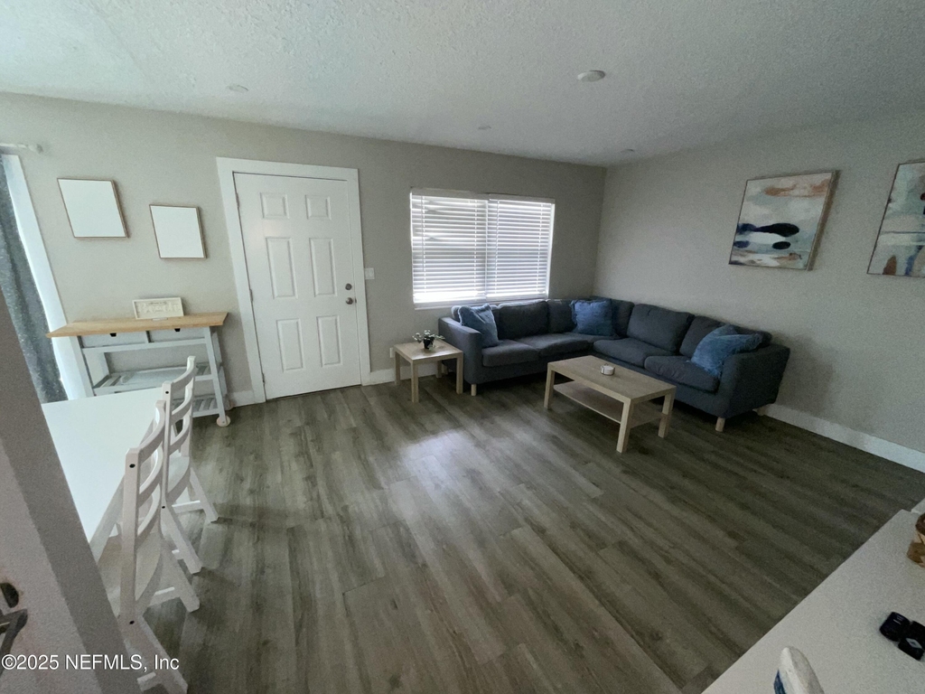 318 Arricola Avenue - Photo 44