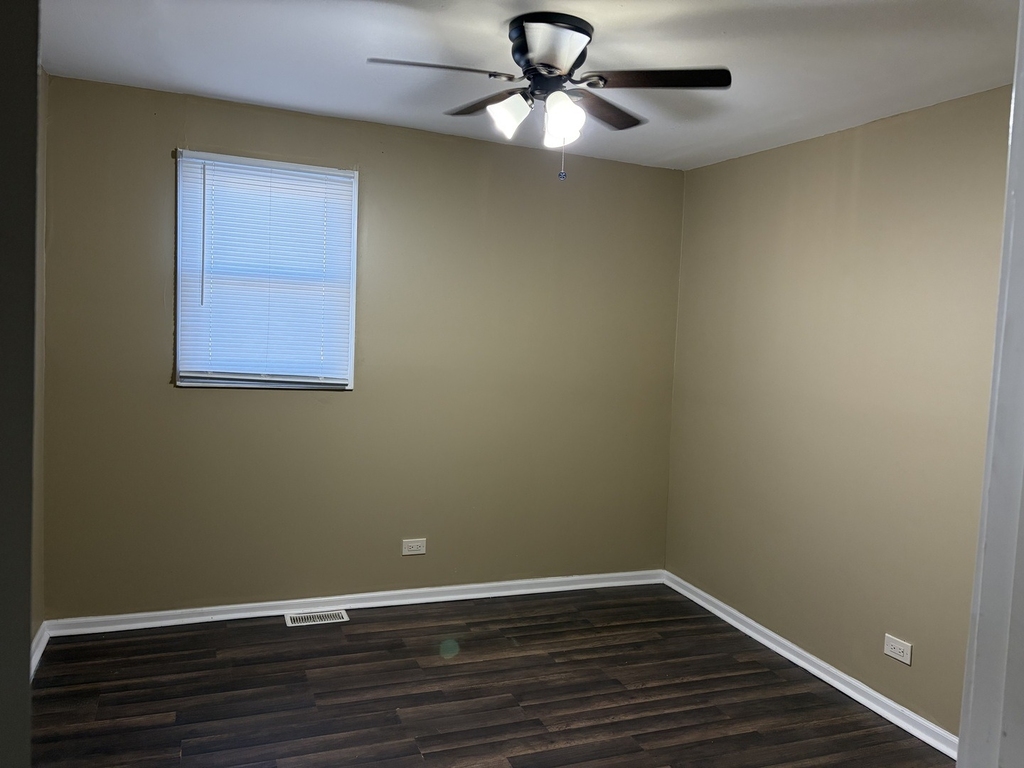 16130 Justine Street - Photo 11