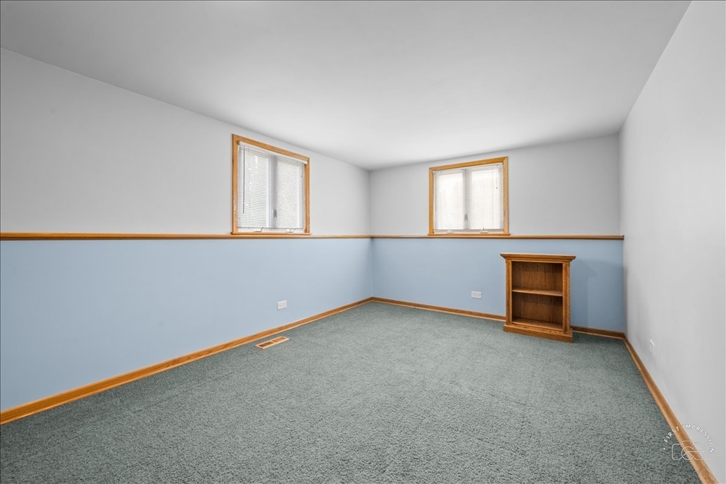 1120 N Brainard Street - Photo 6