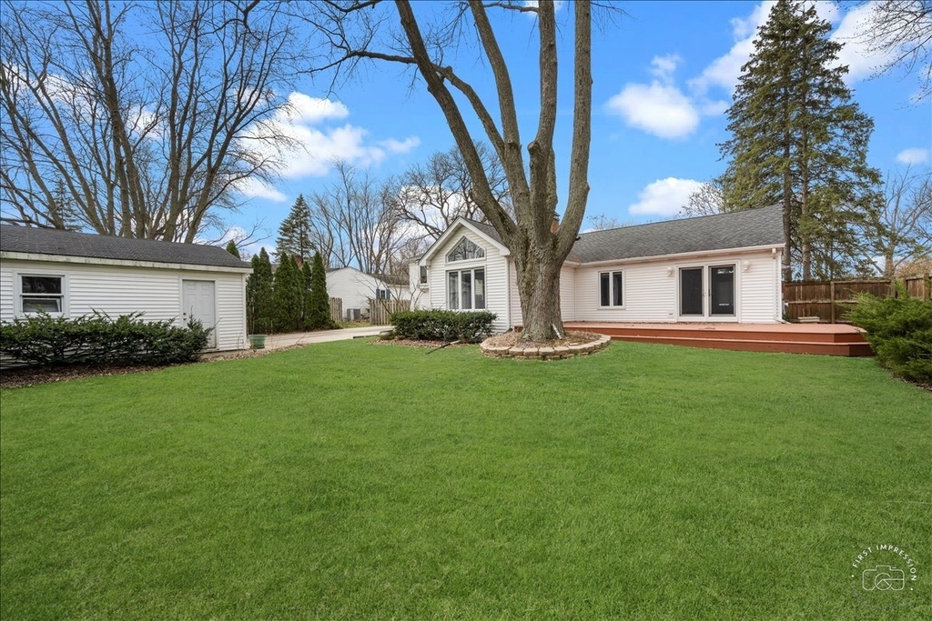 1120 N Brainard Street - Photo 16