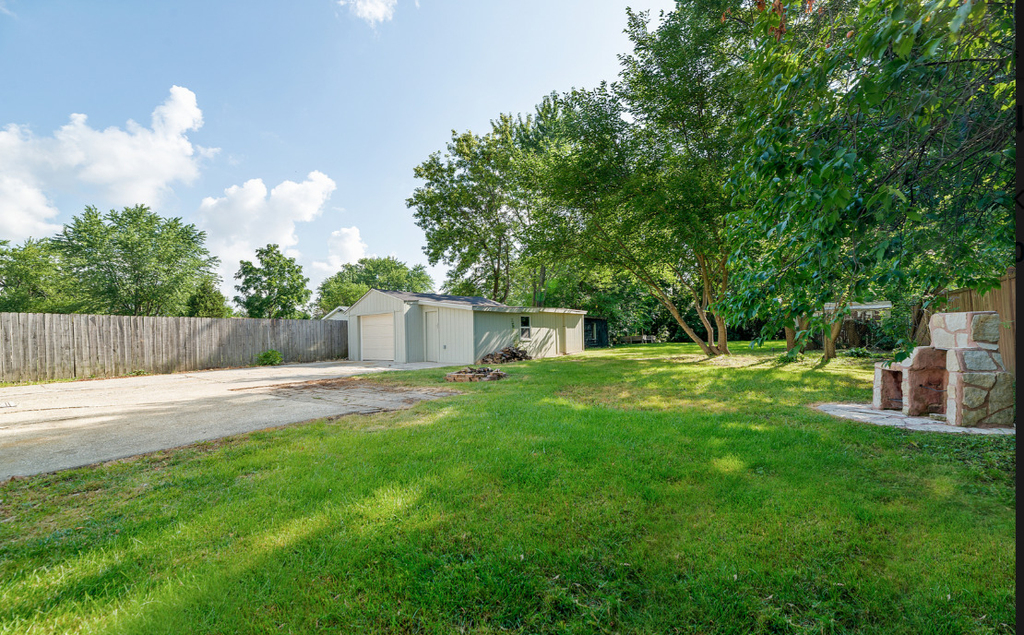 519 N Park Street - Photo 5