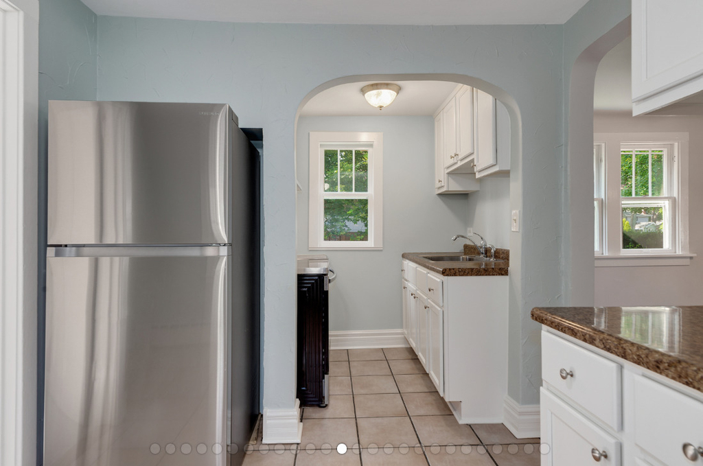 519 N Park Street - Photo 3
