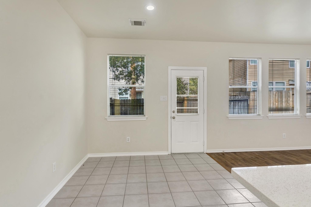 39 Camellia Grove Circle - Photo 3