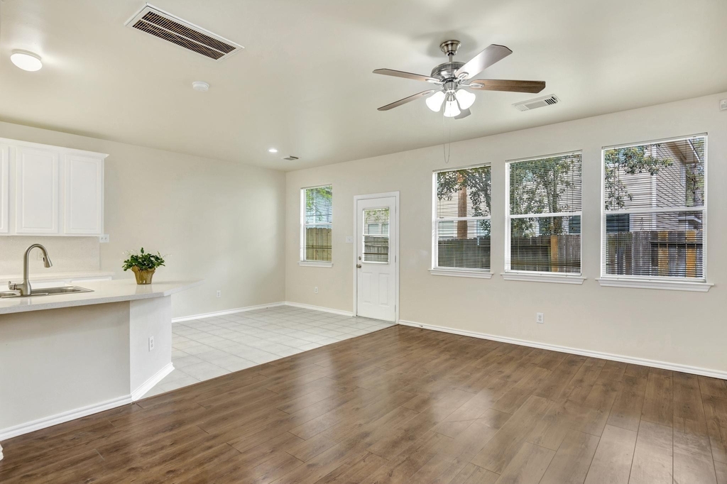 39 Camellia Grove Circle - Photo 9