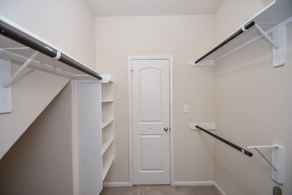 2738 Meandering Elm Trail - Photo 16