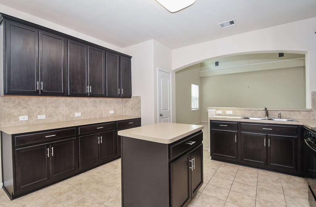 2738 Meandering Elm Trail - Photo 9