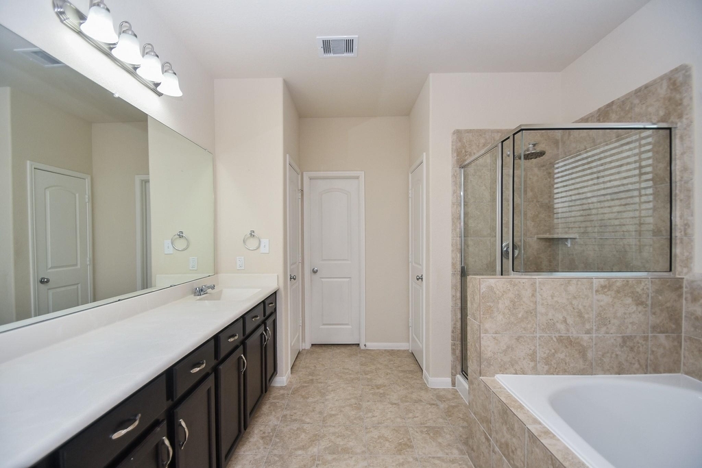 2738 Meandering Elm Trail - Photo 14