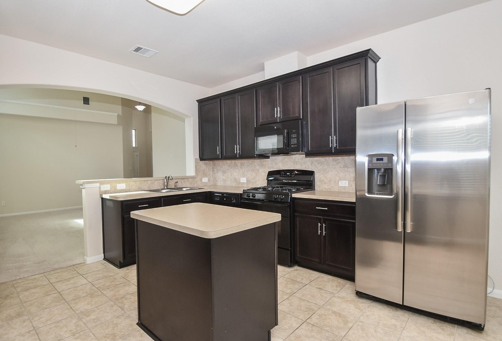2738 Meandering Elm Trail - Photo 10