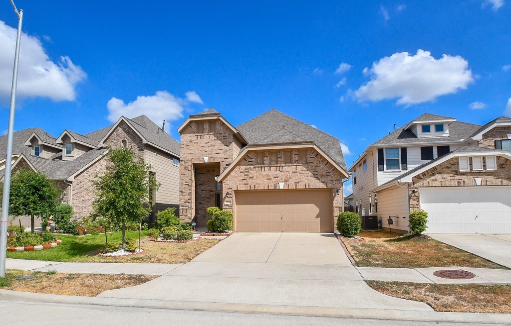 2738 Meandering Elm Trail - Photo 1