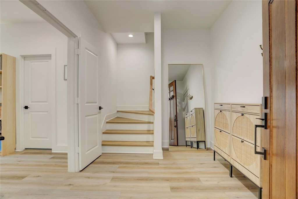 2013 Cochran Street - Photo 6