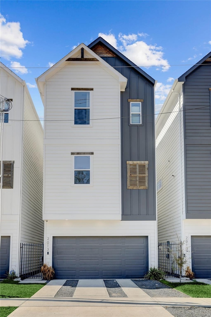 2013 Cochran Street - Photo 1