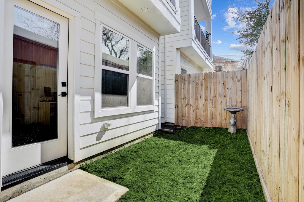 2013 Cochran Street - Photo 4