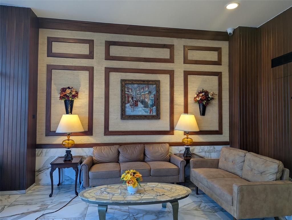 7520 Hornwood Drive - Photo 8