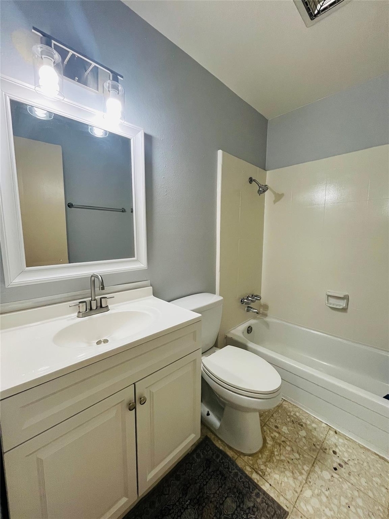 11609 Chimney Rock Road - Photo 6