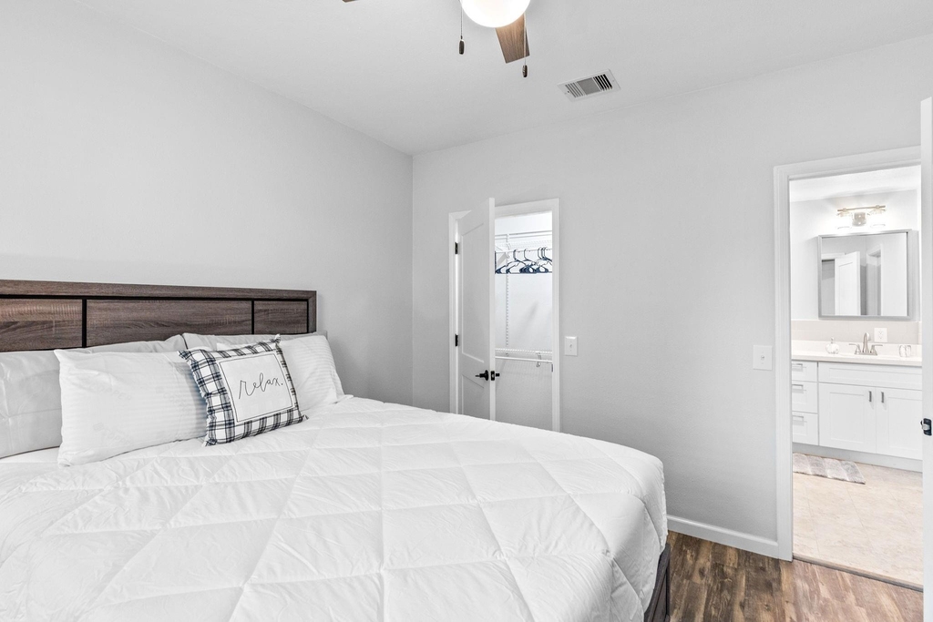 412 Waco Ave - Photo 11
