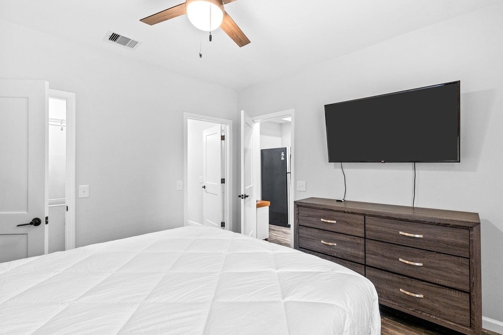 412 Waco Ave - Photo 10