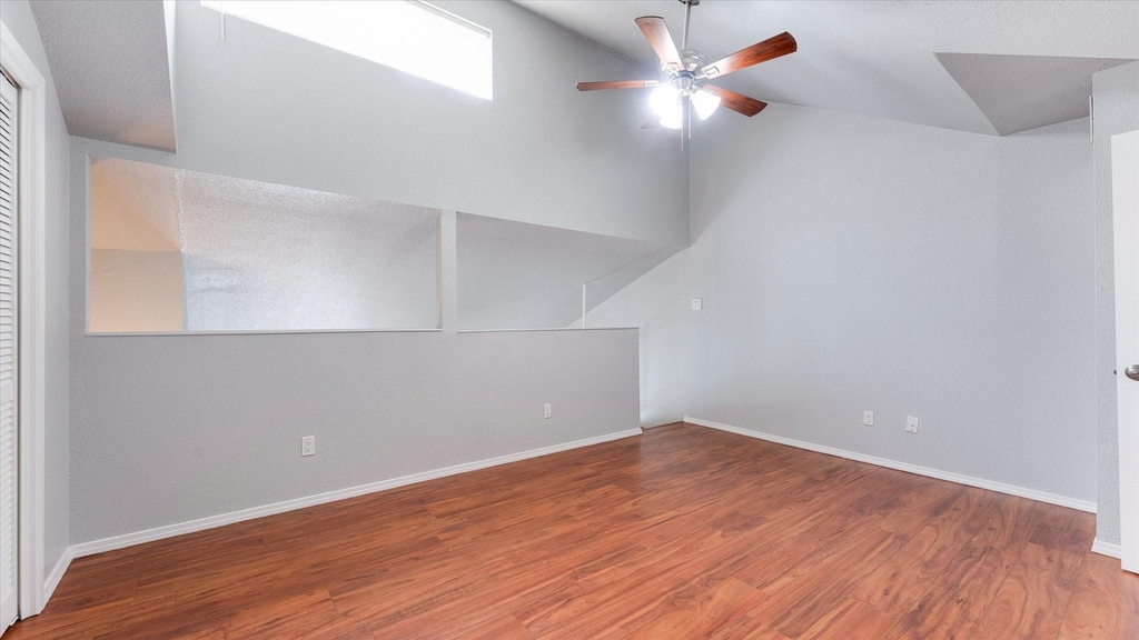 10811 Richmond Avenue Avenue - Photo 12