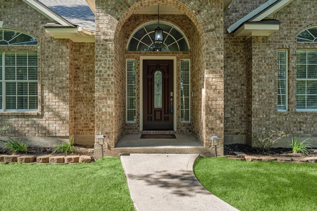 2333 Stableridge Drive - Photo 2