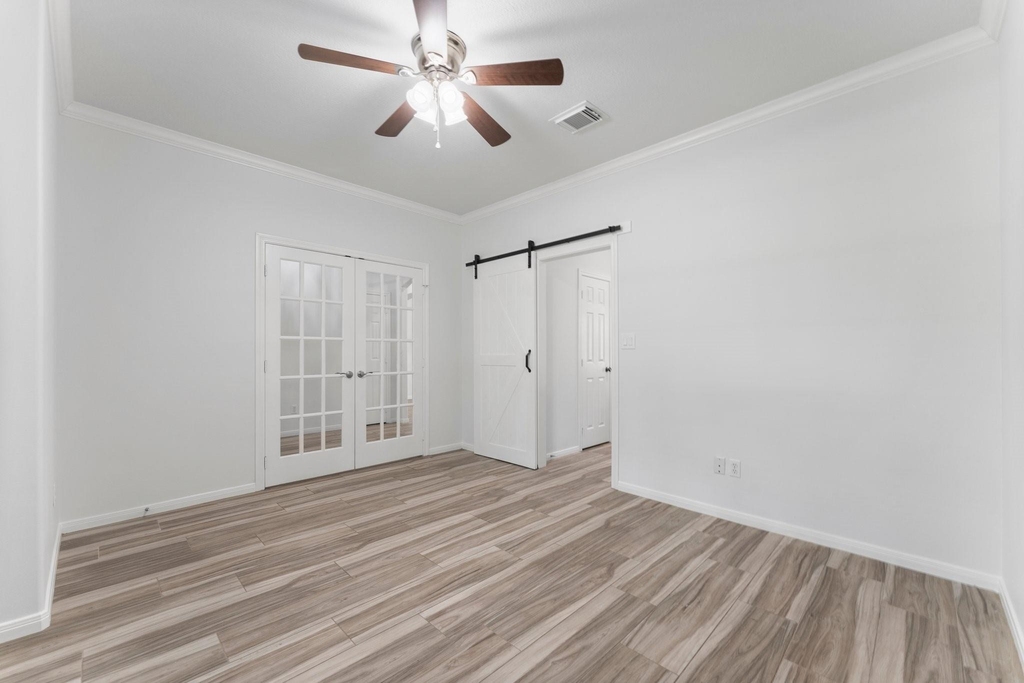 2333 Stableridge Drive - Photo 14