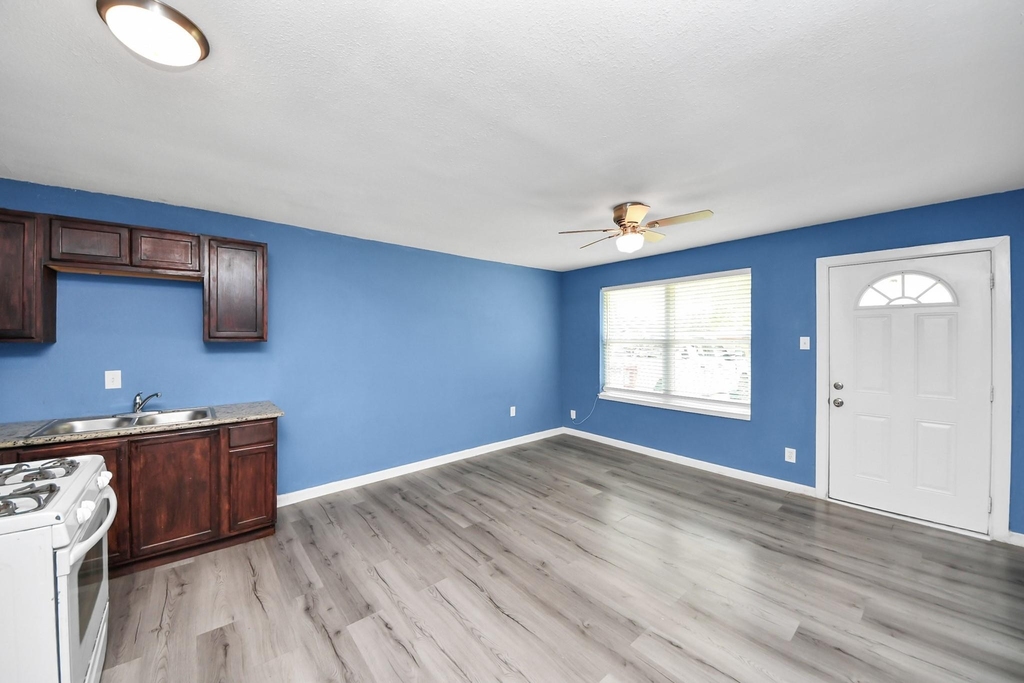 716 Hargest Street - Photo 5