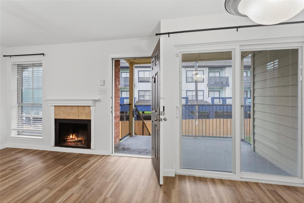 18800 Egret Bay Boulevard - Photo 4