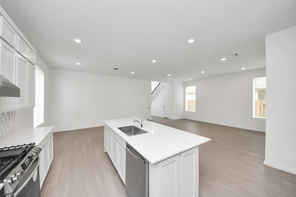 6414 Orchid Beach Drive - Photo 19