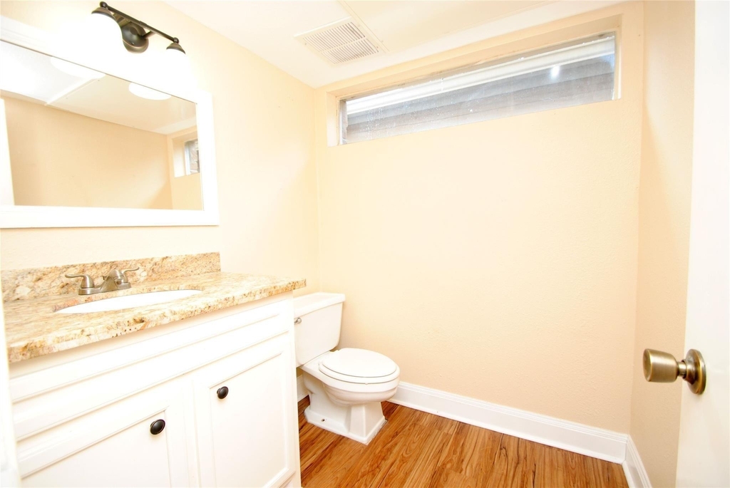 738 Country Place Drive Drive - Photo 11