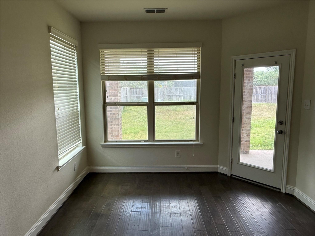 6802 Tiger Trail - Photo 7