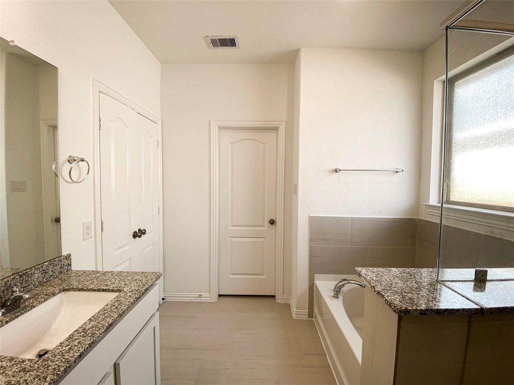 31302 Whitfield Court - Photo 15