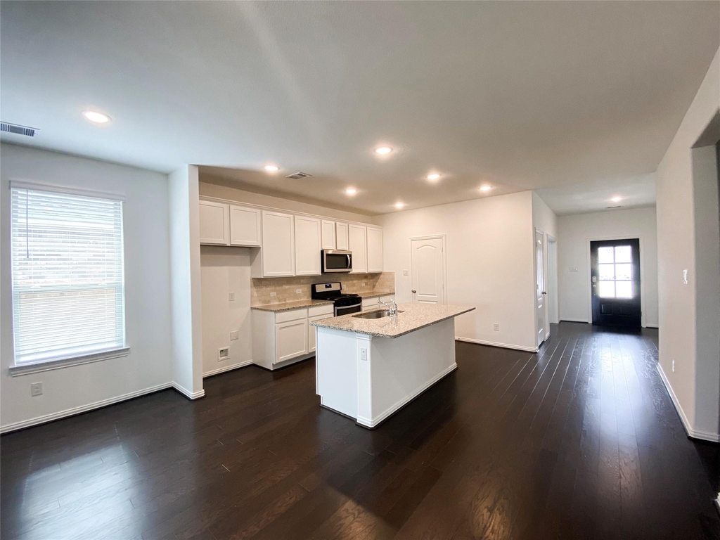 31302 Whitfield Court - Photo 9