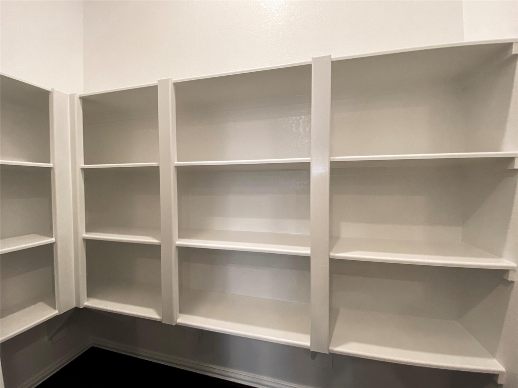 31302 Whitfield Court - Photo 8