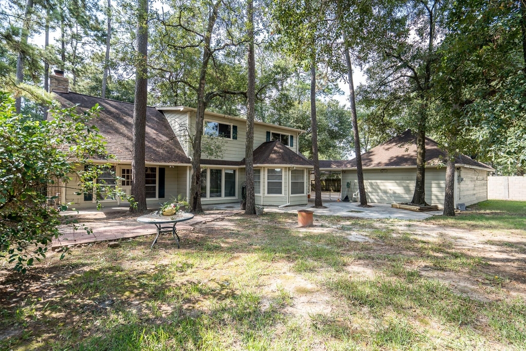 8330 Silver Shadows Lane - Photo 16