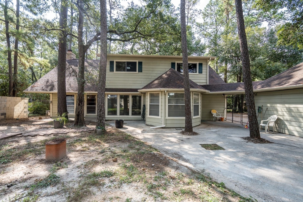 8330 Silver Shadows Lane - Photo 17