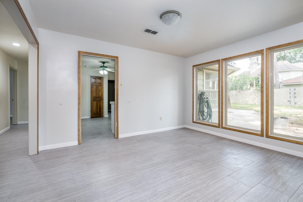 8330 Silver Shadows Lane - Photo 4