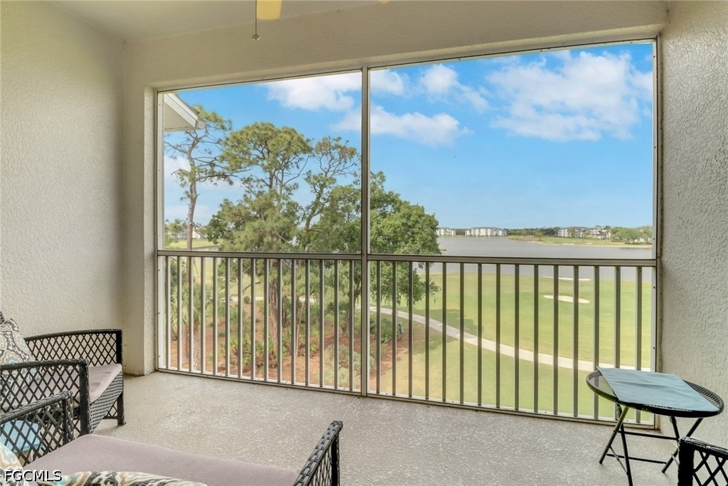 10390 Washingtonia Palm Way - Photo 11