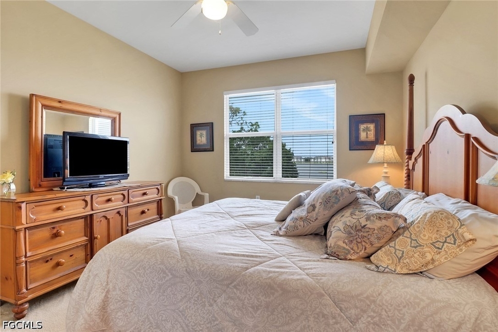 10390 Washingtonia Palm Way - Photo 15