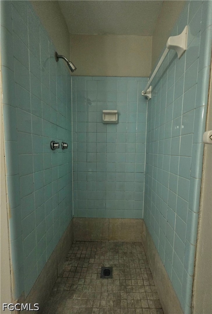 1830 Maravilla Avenue - Photo 20